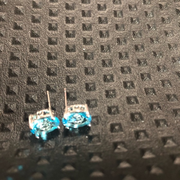 EARRINGS PIERCED LAB CREATED LIGHT SAPPHIRE - Picture 2 of 3